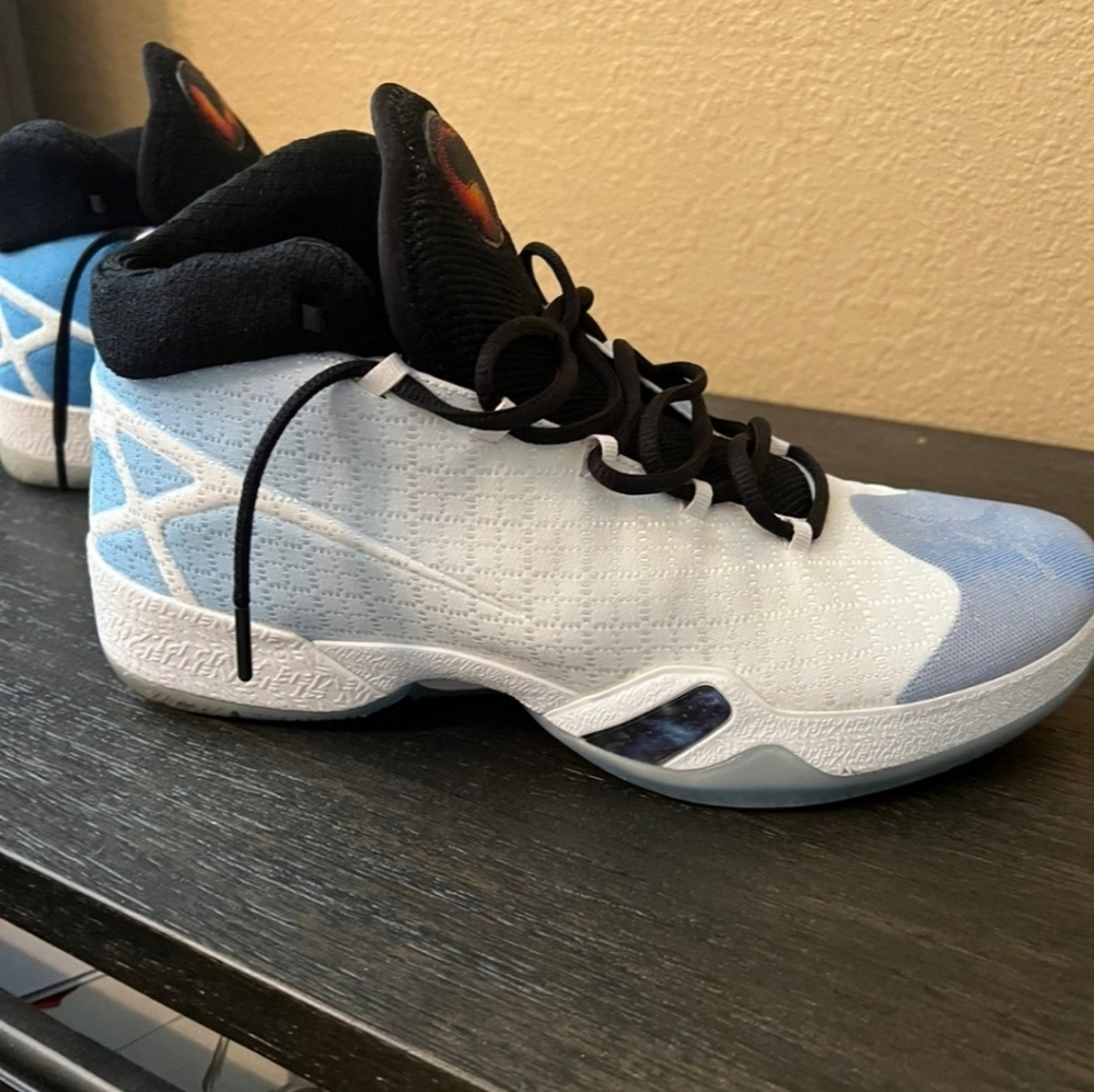 Jordan 30 Carolina Blue